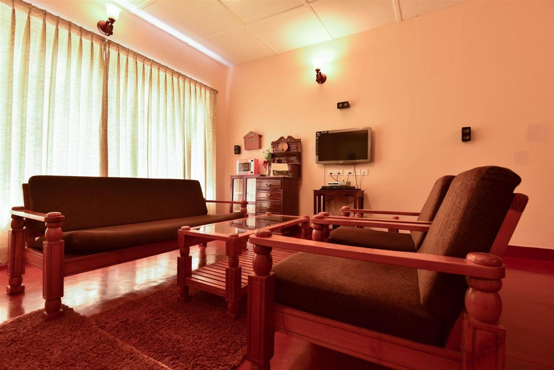 Manalar Hotel Gudalur  Room photo